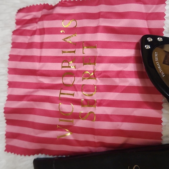 Victoria secret Sunglasses luxury - Picture 3 of 4